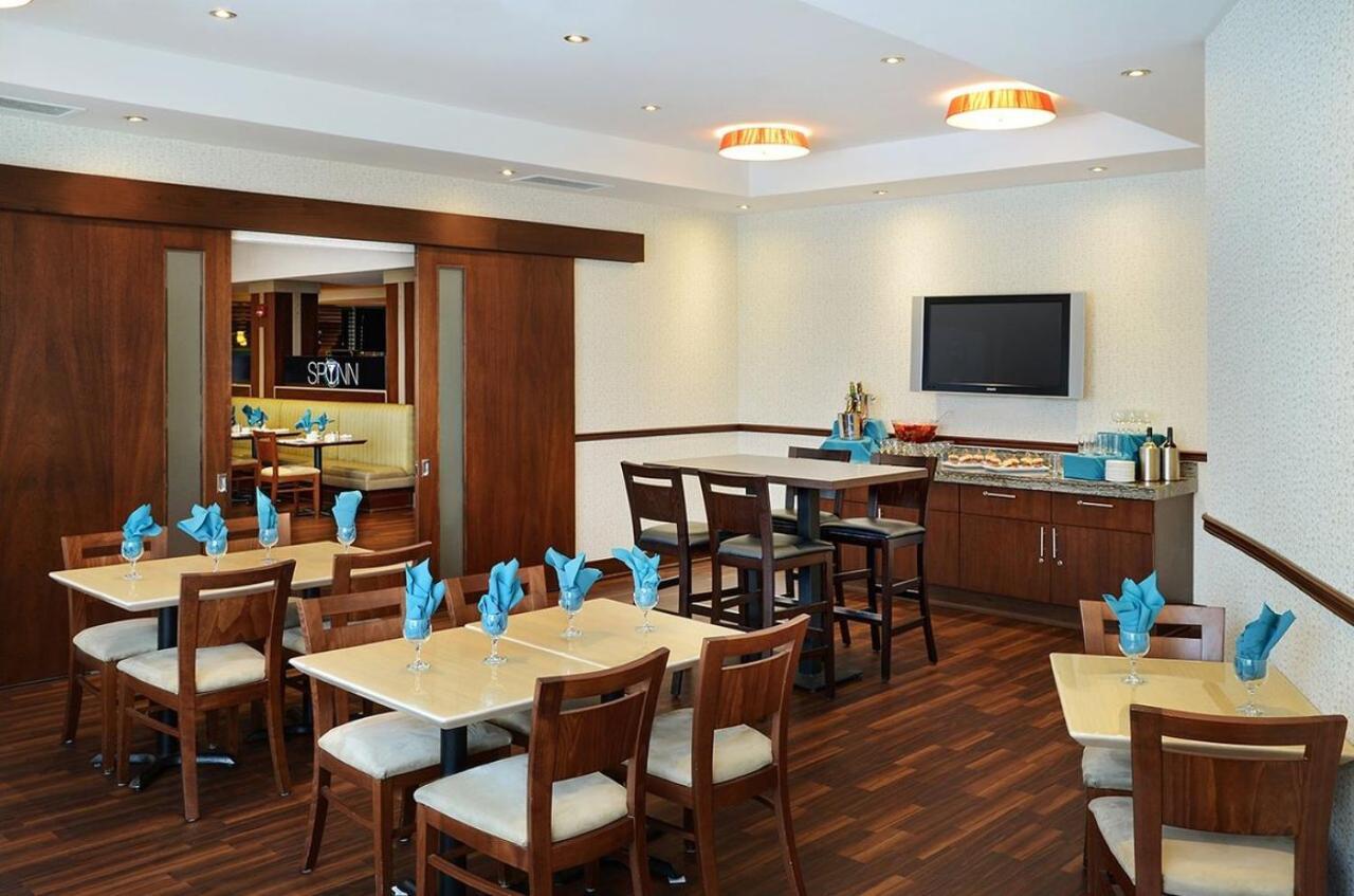 Allure Hotel & Conference Centre, Ascend Hotel Collection Barrie Dış mekan fotoğraf