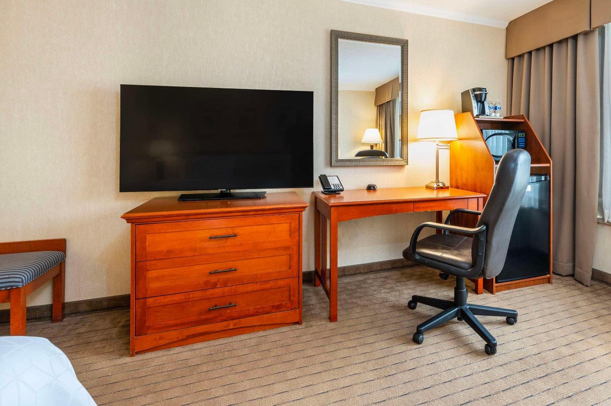 Allure Hotel & Conference Centre, Ascend Hotel Collection Barrie Dış mekan fotoğraf