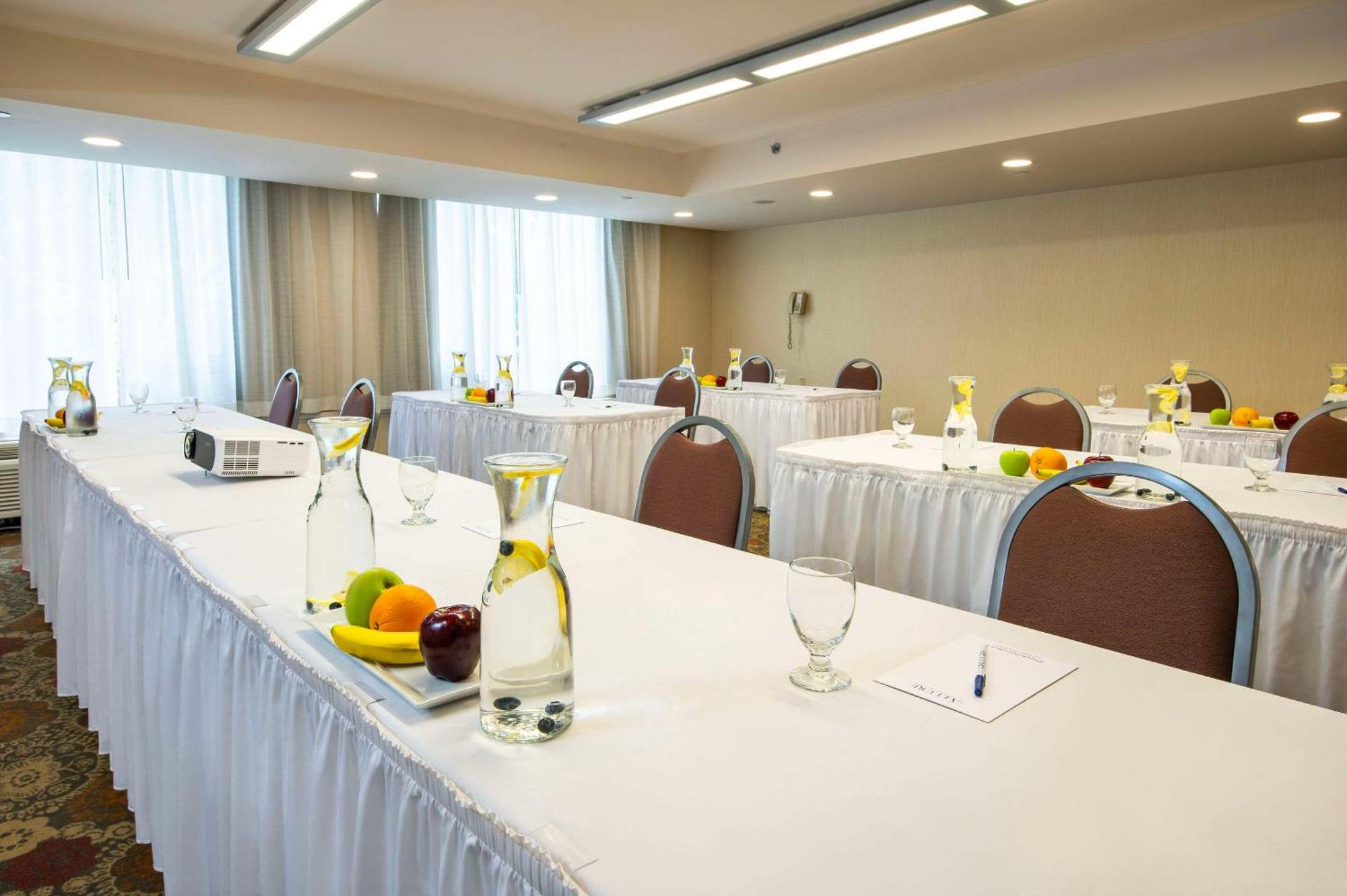 Allure Hotel & Conference Centre, Ascend Hotel Collection Barrie Dış mekan fotoğraf